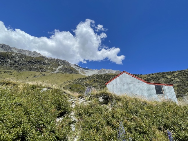 Green Point Hut - Gamack Conservation Area, Canterbury | Hut Bagger