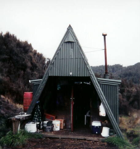 Mangaroa Hut - Maori land, Hawke's Bay | Hut Bagger